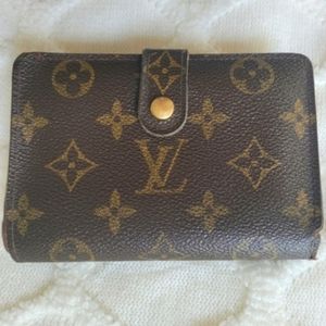 ⭐ Authentic Louis Vuitton Monogram Rare Kiss Lock Style Wallet